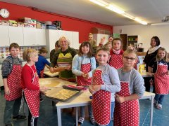 Weihnachtstag Grundschule Berg